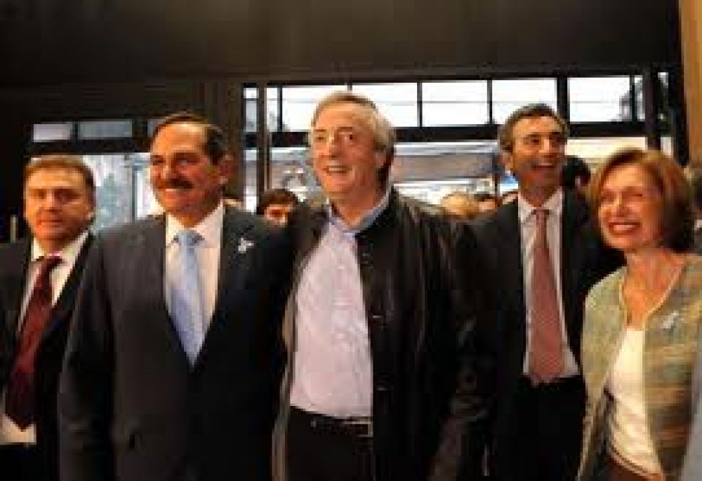 Recuerdan a Néstor Kirchner a dos años de su fallecimiento