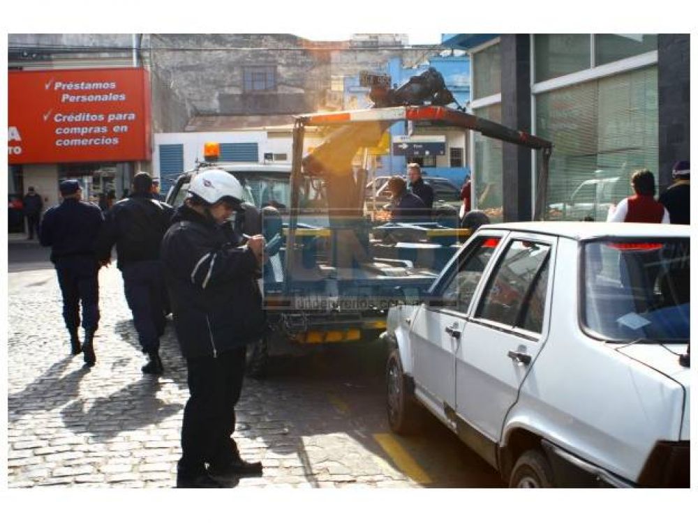 Proponen aumentar el monto de las multas por infracciones de tr�nsito