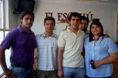 Juventud Radical: Se baj� la l�nea d�scola y no habr� elecciones