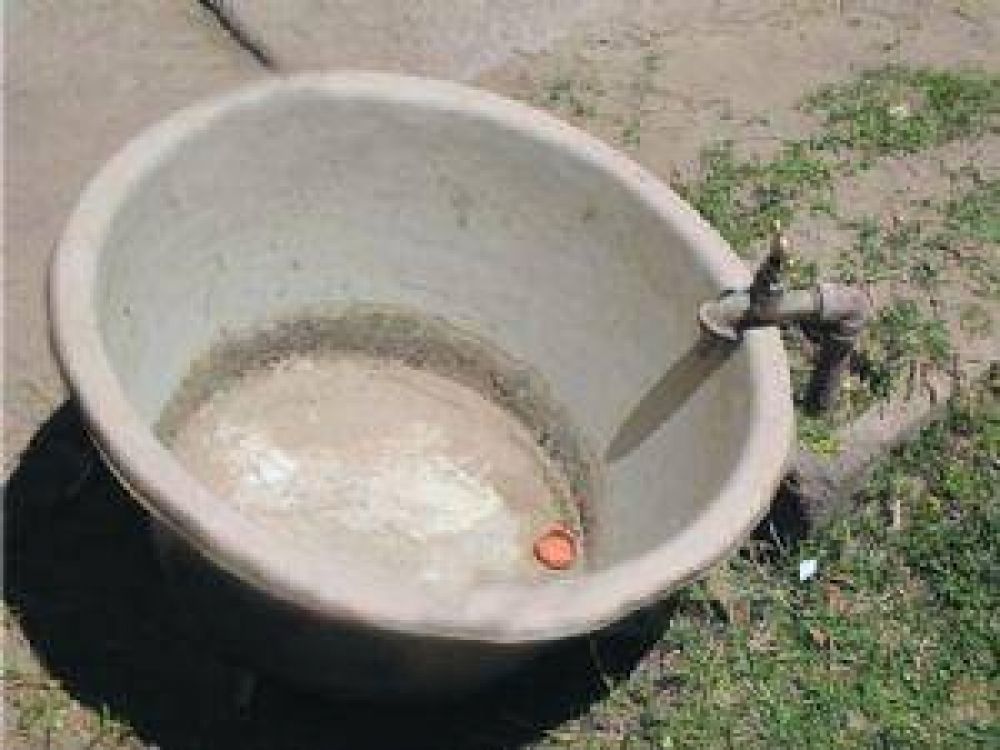 Suspendieron las clases por falta de agua en Fiambal�