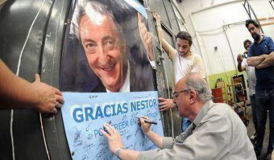 Tomada homenaje� a N�stor Kirchner en Mataderos