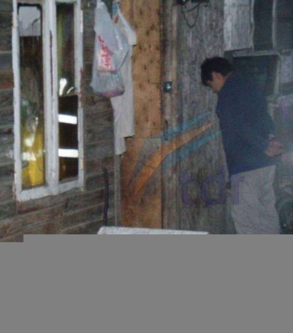 Sujeto agredi� a su pareja con un cuchillo y termin� apu�alando a su beb�