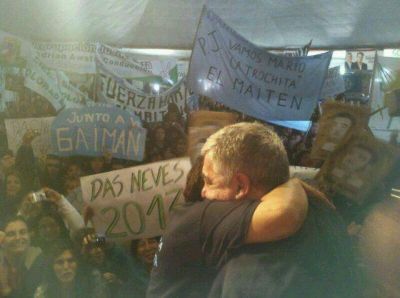 Das Neves Afirm� En Esquel Que "No Hay 2015 Sin 2013" Ante Unas 1500 Personas