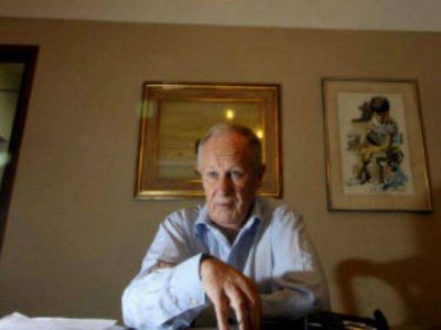 Lamberto: "Vamos hacia una reforma profunda y urgente de la polic�a"
