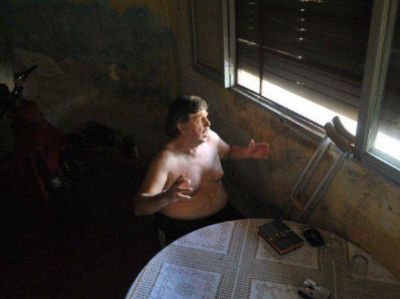 Viajaba para ver a Central y lo bajaron del micro acusado por un homicidio