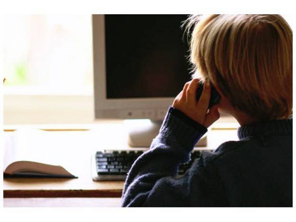 Pedofilia e internet: el sexting, una pr�ctica muy peligrosa a cualquier edad