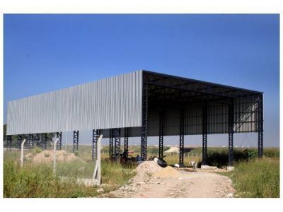 Reconocimiento y fondos de la Naci�n para Los Pol�gonos para el desarrollo