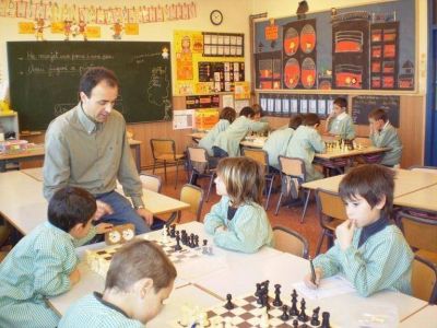 Incluir�an en los planes de estudios la ense�anza de ajedrez