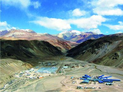 En noviembre el Gobierno sale a controlar las minas de Barrick  