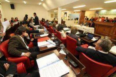 El 15 de noviembre el gobierno enviar� la reforma tributaria a la Legislatura