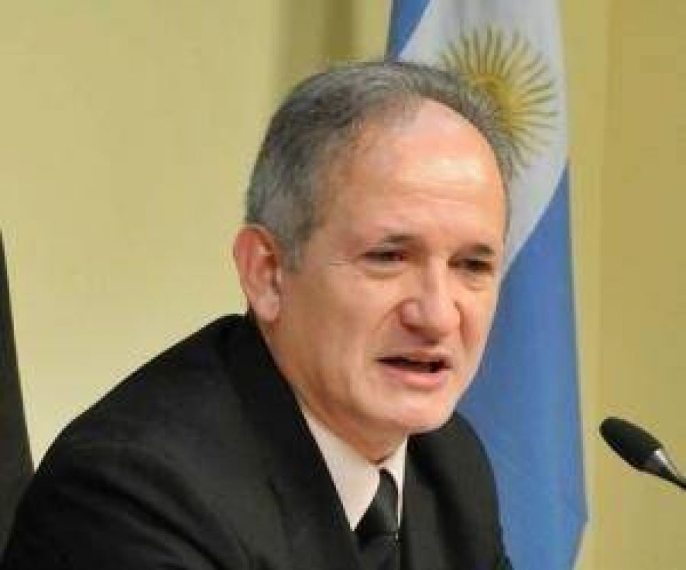 Romero: "Tenemos que sentarnos a dialogar para que haya clases todos los d�as"