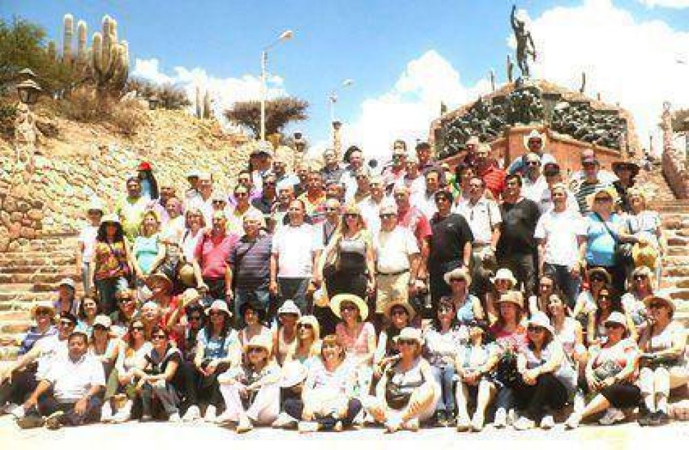 Suboficiales de la Fuerza A�rea Disfrutaron de la Quebrada