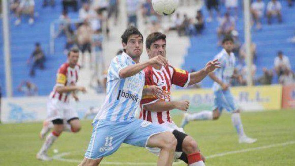  El �Santo� gole� y demostr� que todav�a est� de pie