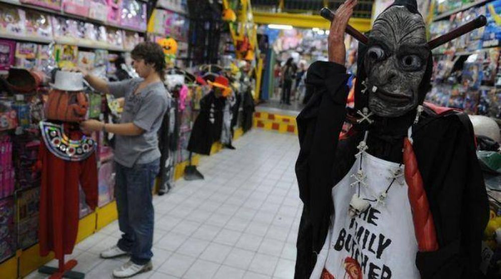 El festejo de la �Noche de Brujas� se afianza en Mendoza