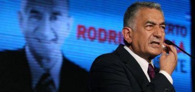 Con un gui�o de la Rosada, Alberto se lanza en Capital