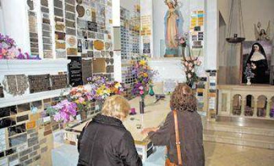La ciudad ya palpita con gran expectativa el acto de beatificaci�n de Crescencia
