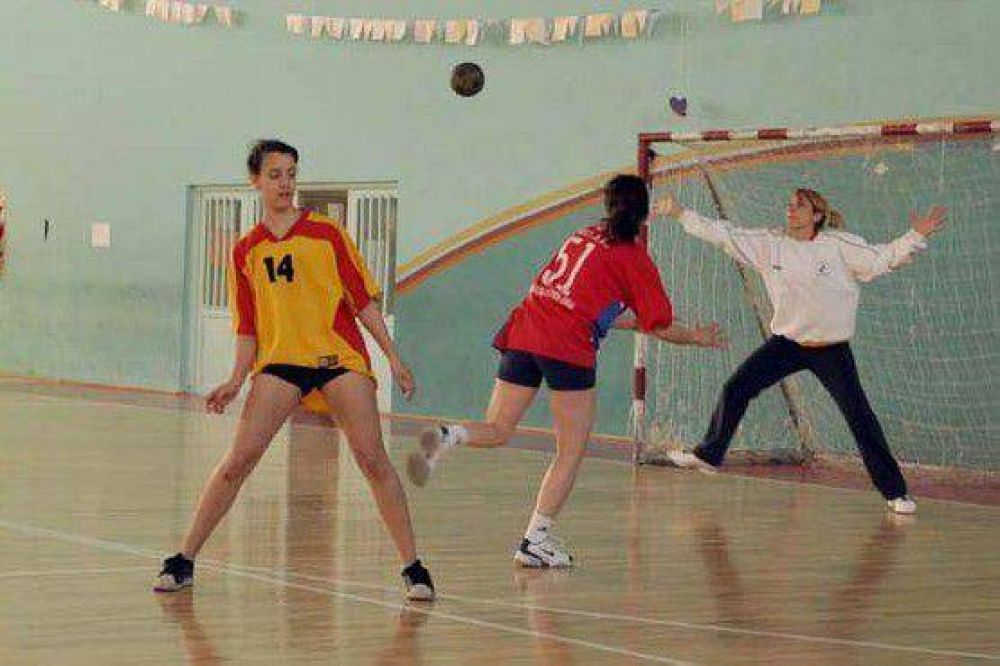 Finaliz� la 7� edici�n del Torneo de Handball �Copa Ciudad R�o Gallegos�