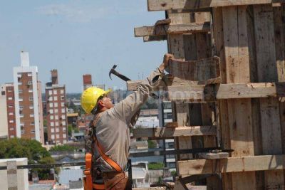 La construcci�n pis� el freno