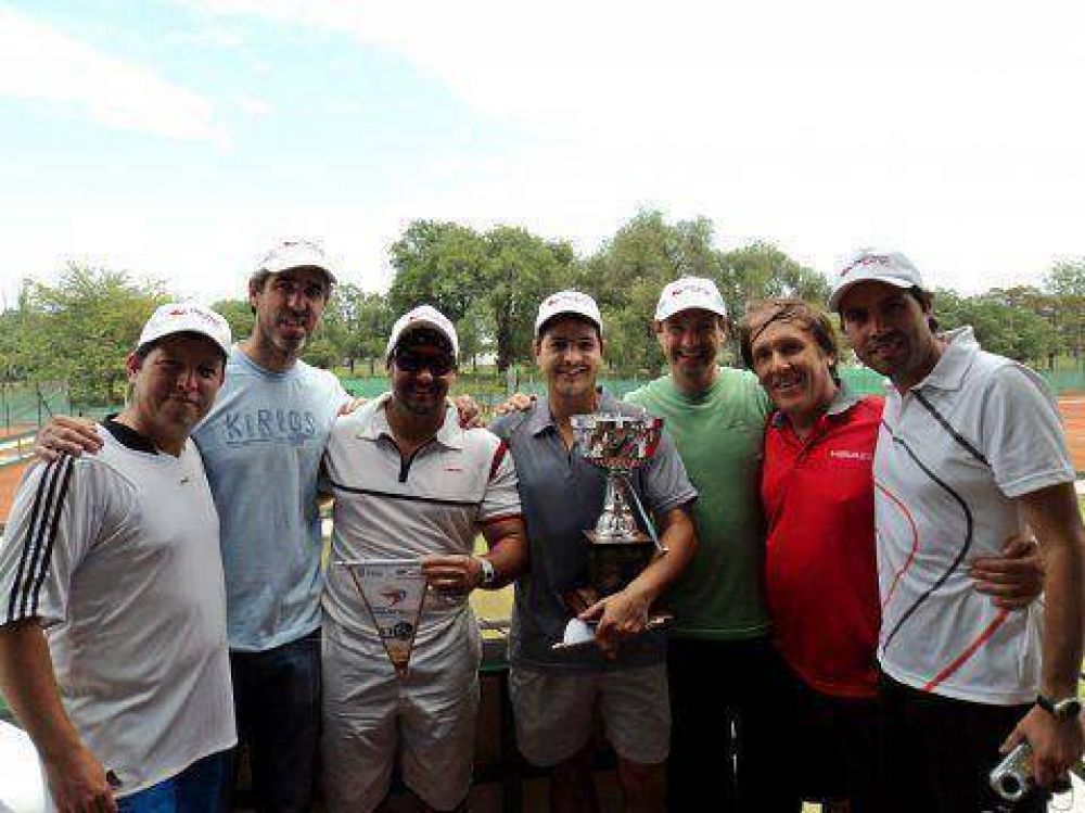 Tenis: se jug� la Copa Municipalidad de Chacabuco