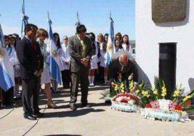 Se conmemor� el D�a Provincial del Petr�leo 