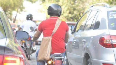 Para comprar una moto, habr� m�s requisitos: casco y licencia
