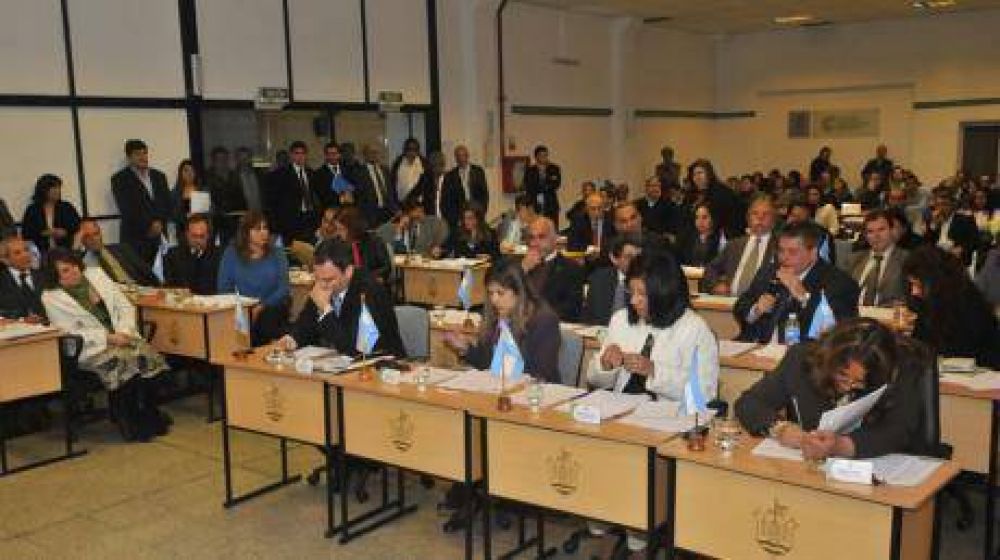 El Concejo aprueba una Comisi�n XL