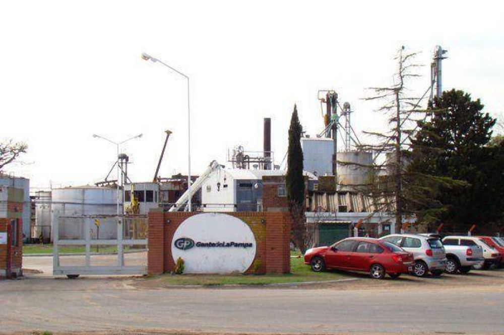  Catril� y la aceitera: Ecolog�a dice que no hay contaminaci�n, pero ONG insiste en su denuncia