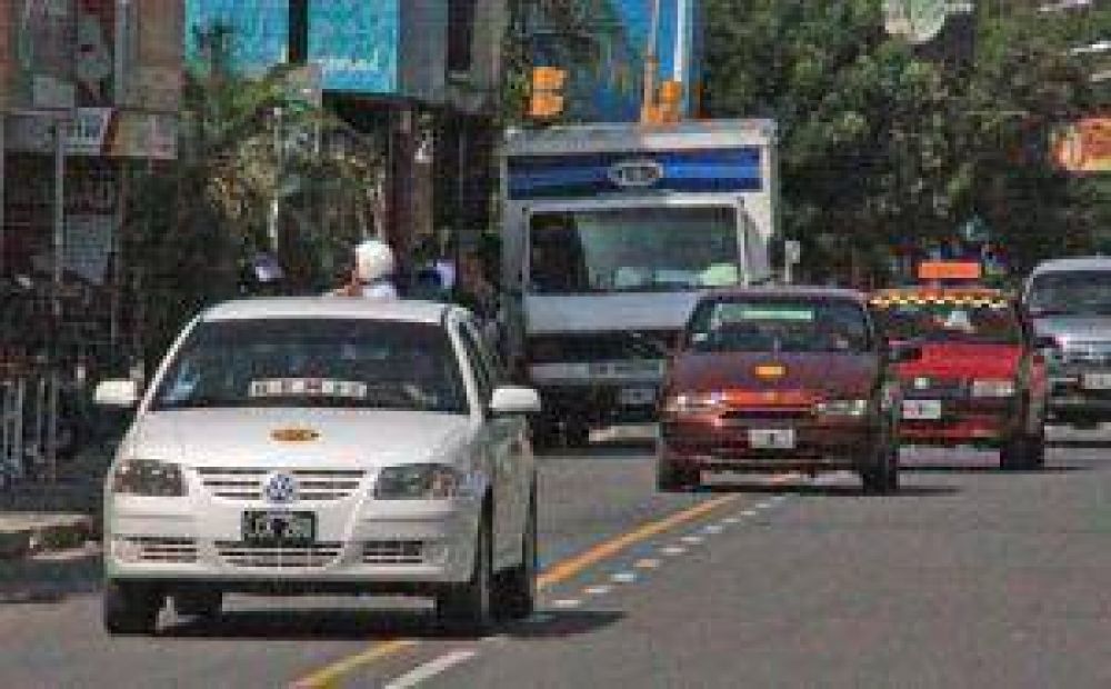 Los diez reclamos de la gente para el servicio de taxis y rem�ses