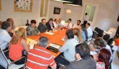 La Multipartidaria rechaza la unificaci�n de las elecciones  