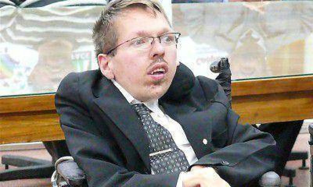 "Estoy totalmente convencido de la necesidad de reformar la Constituci�n"