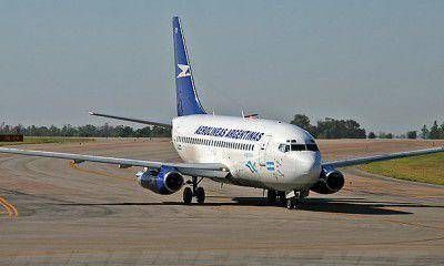 Los funcionarios mendocinos que viajen en avi�n deber�n hacerlo s� o s� en Aerol�neas Argentinas