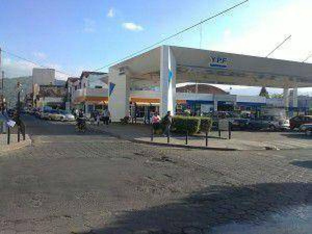 Para los Estacioneros de Jujuy el paro de petroleros podr�a afectar el abastecimiento de combustible a partir de hoy