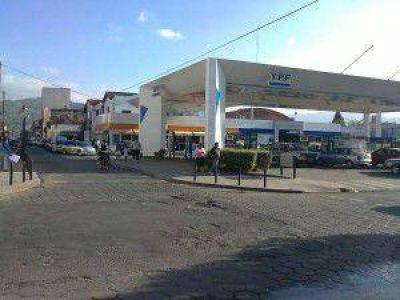 Para los Estacioneros de Jujuy el paro de petroleros podr�a afectar el abastecimiento de combustible a partir de hoy