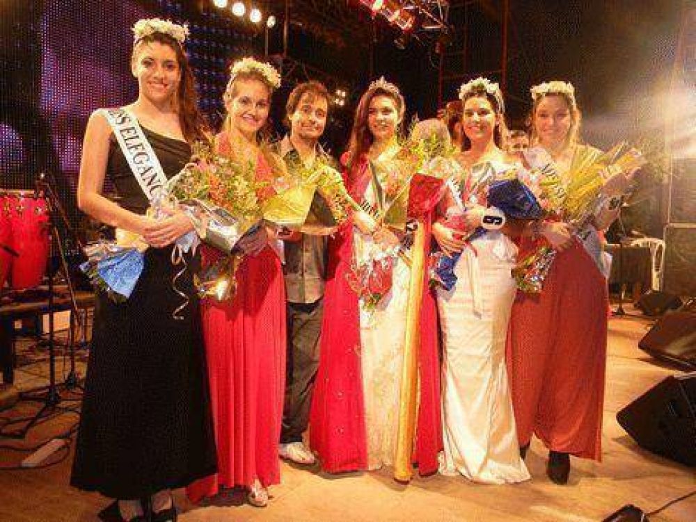 Daiana Macarena Barroso es la Reina de Chivilcoy 2012 