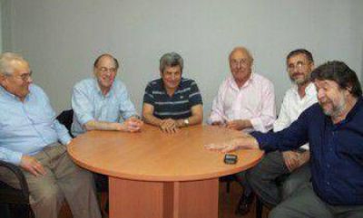Woscoff descart� un posible acuerdo electoral con el FAP
