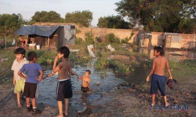 Galv�n sigue bajo agua a casi un mes de la orden de asistencia