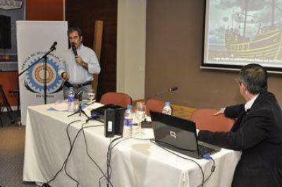 Gleadell expuso sobre su Agencia de Desarrollo