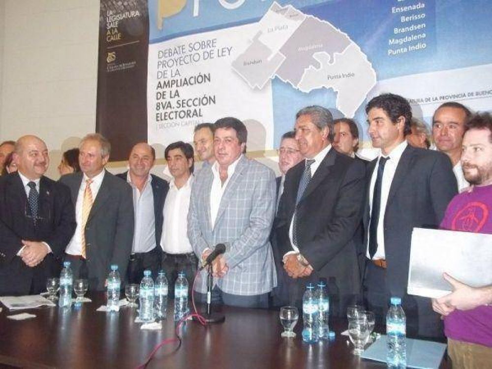 Mariotto brinda su apoyo a la "nueva" octava