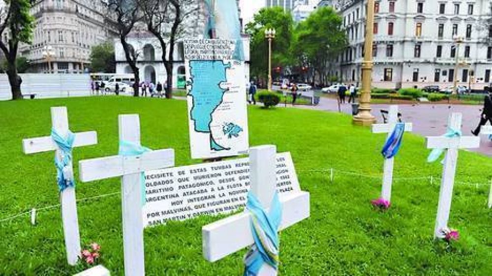 Ya lleva 1.700 d�as un acampe r�cord en la Plaza de Mayo