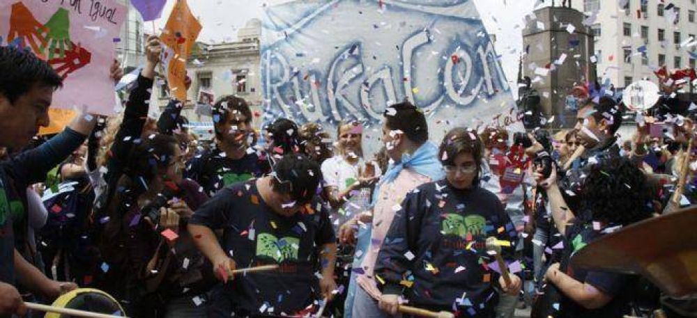 Pami: Korenfeld prometi� soluciones pero igual marcharon contra Di C�sare