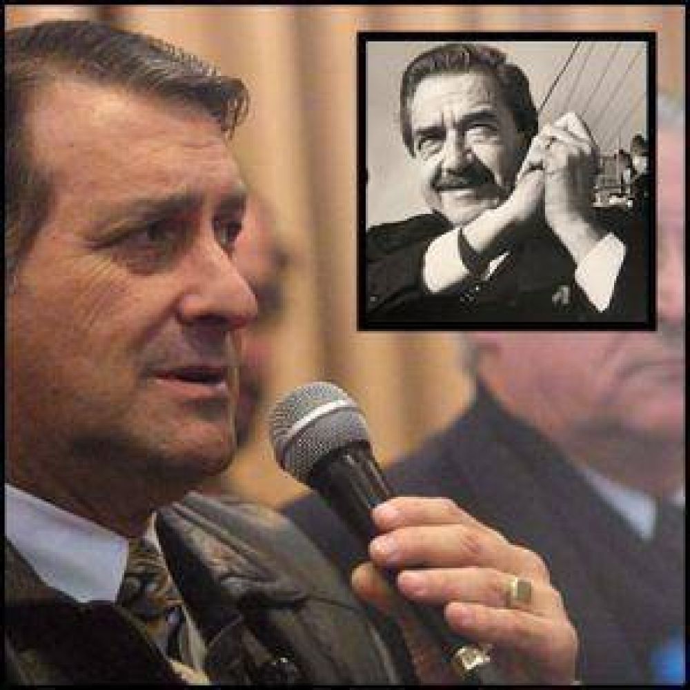 �ngel Rozas rinde homenaje a Alfons�n y conf�a en la recuperaci�n nacional de la UCR