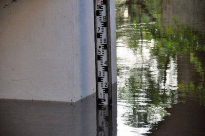 El r�o se estabiliz� en 4,06 y esperan que sea el l�mite de la crecida
