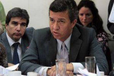 Desmiente Aguilar que exista un acuerdo entre el PJ y la UCR para afectar a partidos chicos