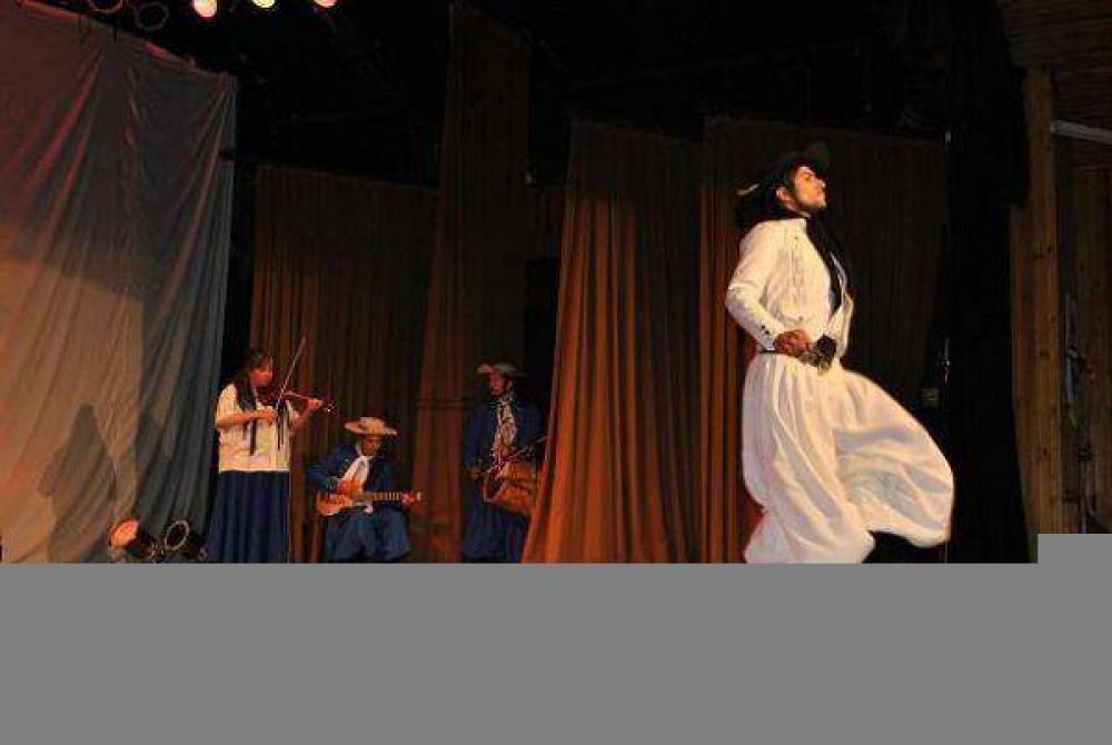 El Municipio invita a los artistas locales a participar del Pre Cosqu�n 2013