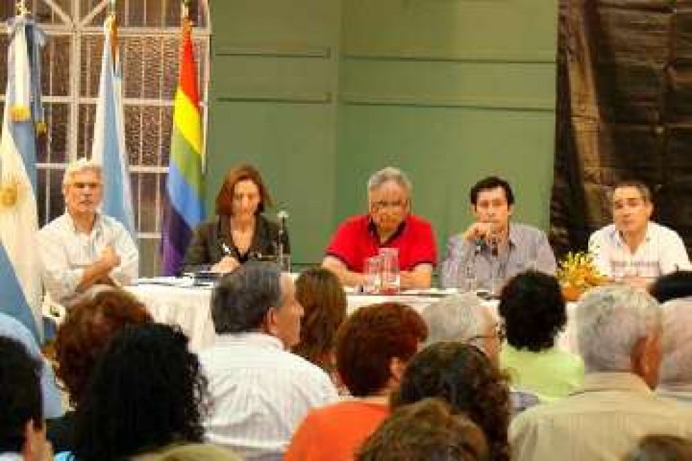 Nocetti ratificado en la CPE: "Este fue un a�o hist�rico para las cooperativas", dijo