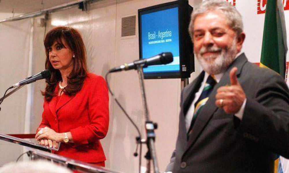 La Presidente volvi� al pa�s luego de su visita a Brasil
