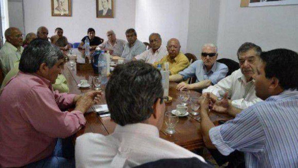  Cortes de calles y rutas frente a la indiferencia del PE