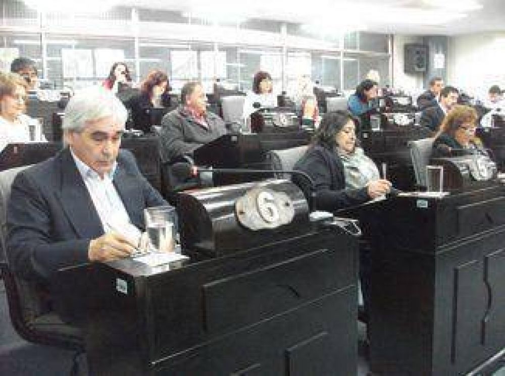Concejales autorizaron la toma del cr�dito de 120 millones para comparar camiones
