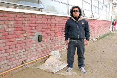 Se encaden� porque fue despedido sin motivo de Minera Santa Cruz