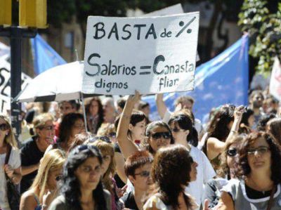 Amsaf� Rosario amenaza con un conflicto si el gobierno no discute salarios